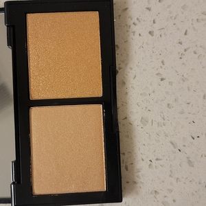 Laura Geller highlighter NIB